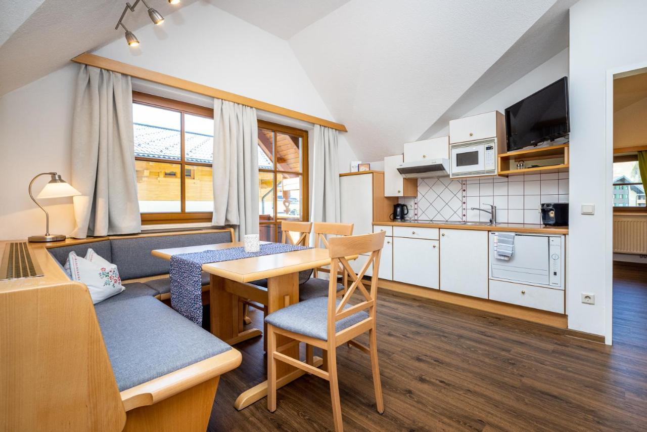 Michis Aparthotel Flachau Exterior photo