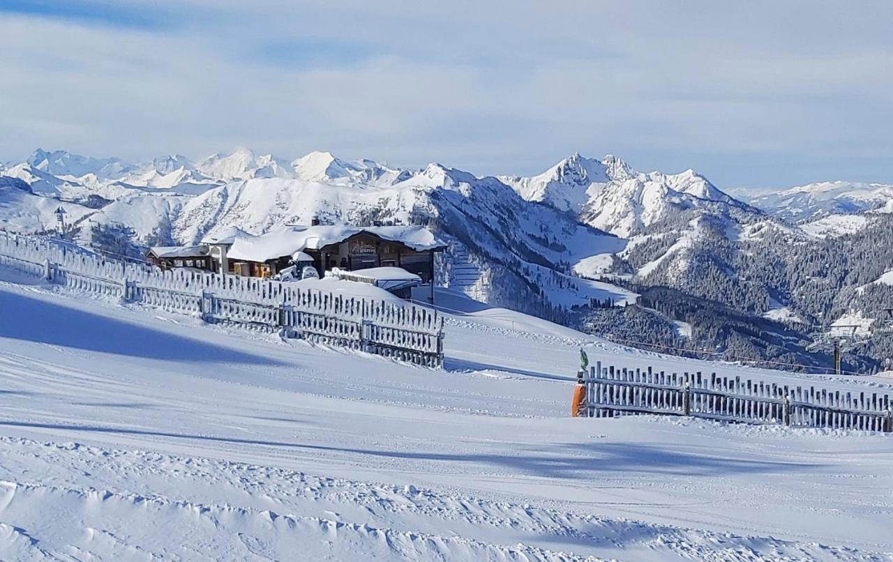 Michis Aparthotel Flachau Exterior photo