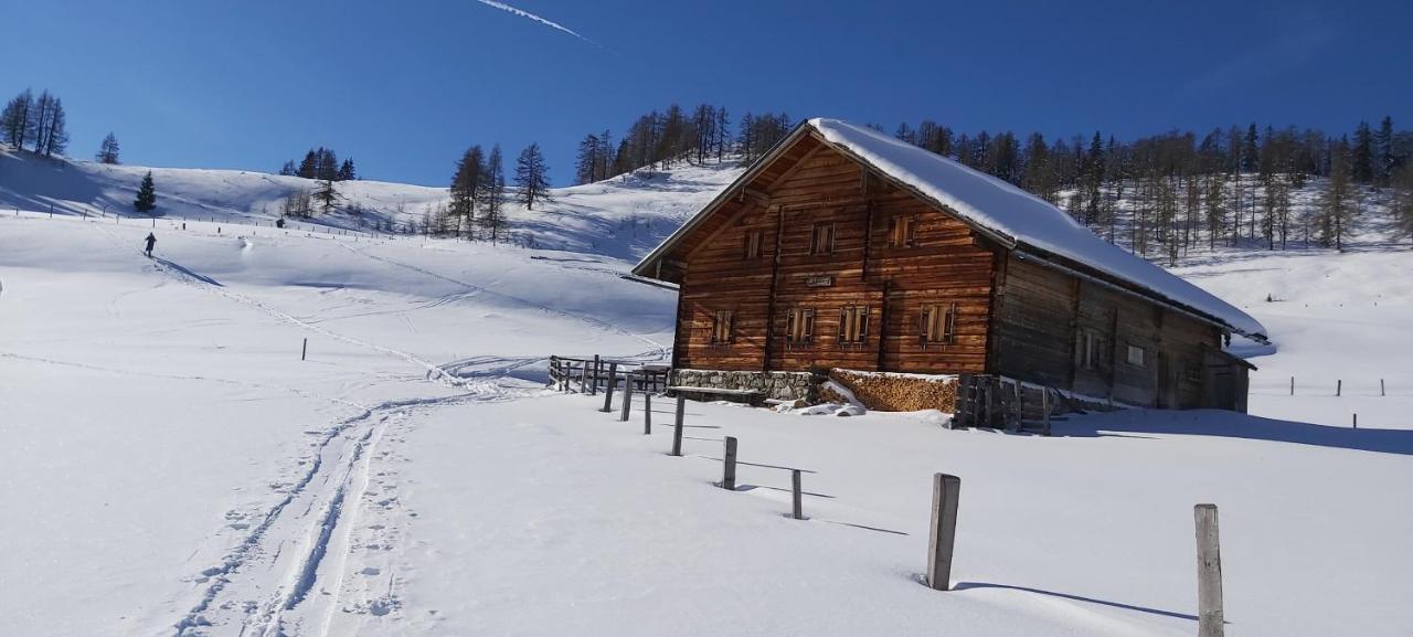 Michis Aparthotel Flachau Exterior photo