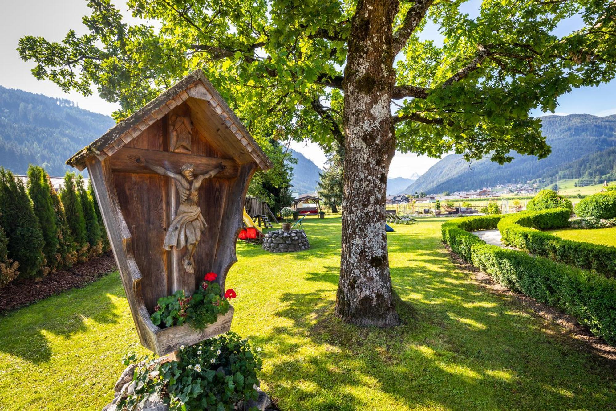 Michis Aparthotel Flachau Exterior photo